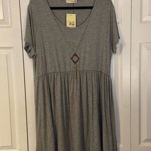 Gray Short Sleeve Dress with Necklace